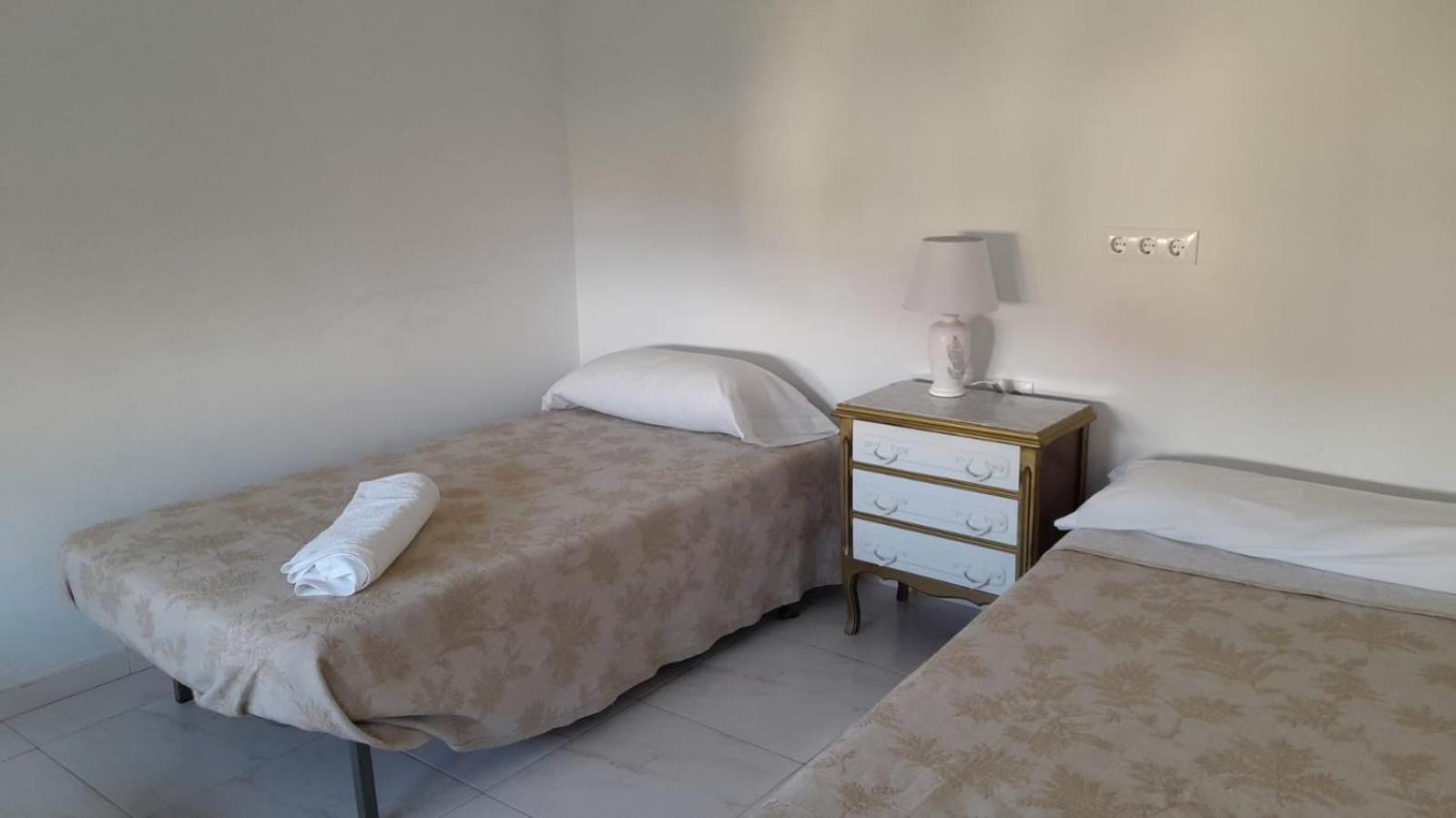 Pension Mar De Rosa Villanueva De Arosa Rom bilde